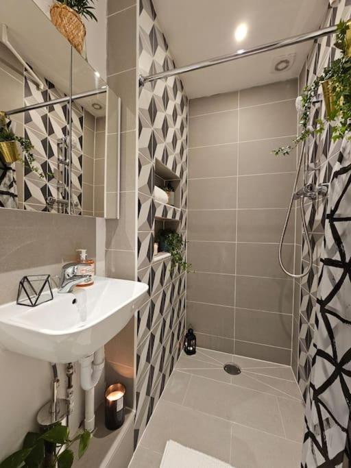 Beautiful And Spacious Flat London Exterior foto