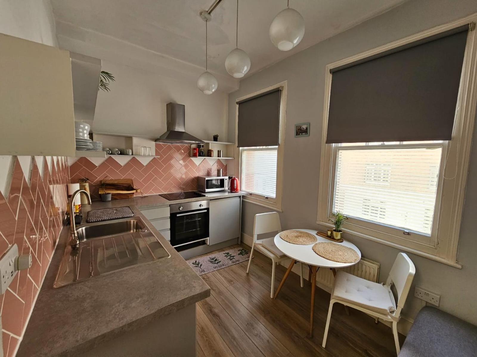 Beautiful And Spacious Flat London Exterior foto
